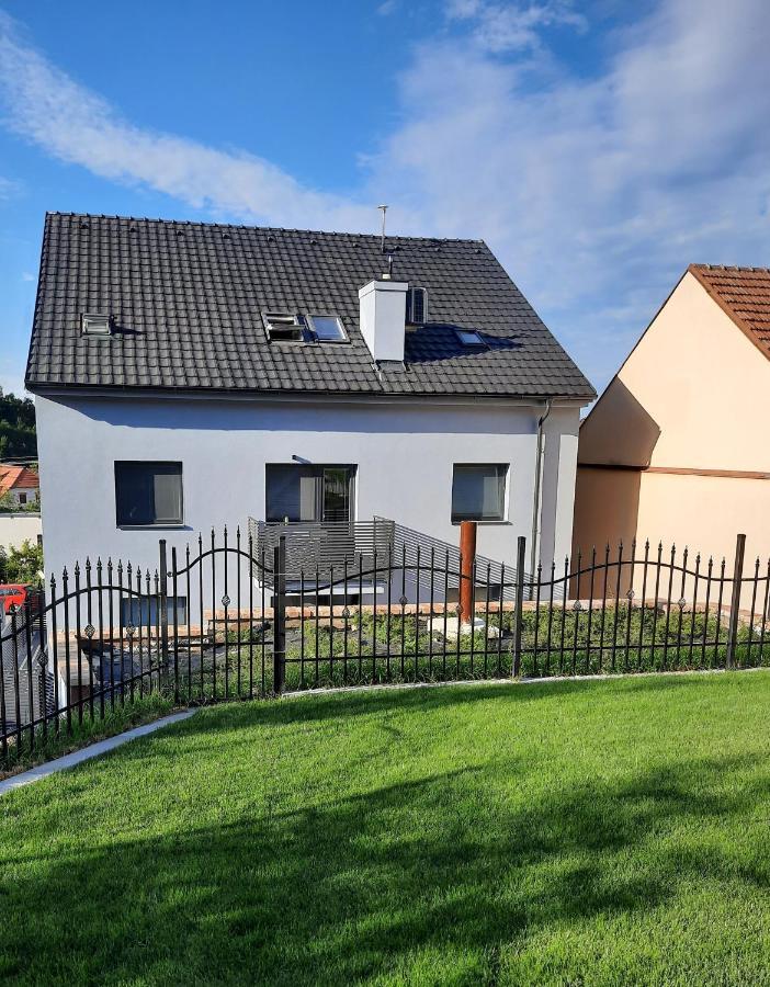 Apartmany Moravia Milovice  Luaran gambar